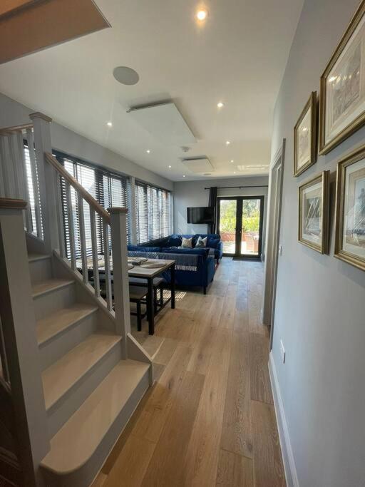 The Carriage House Villa Salisbury Exterior foto